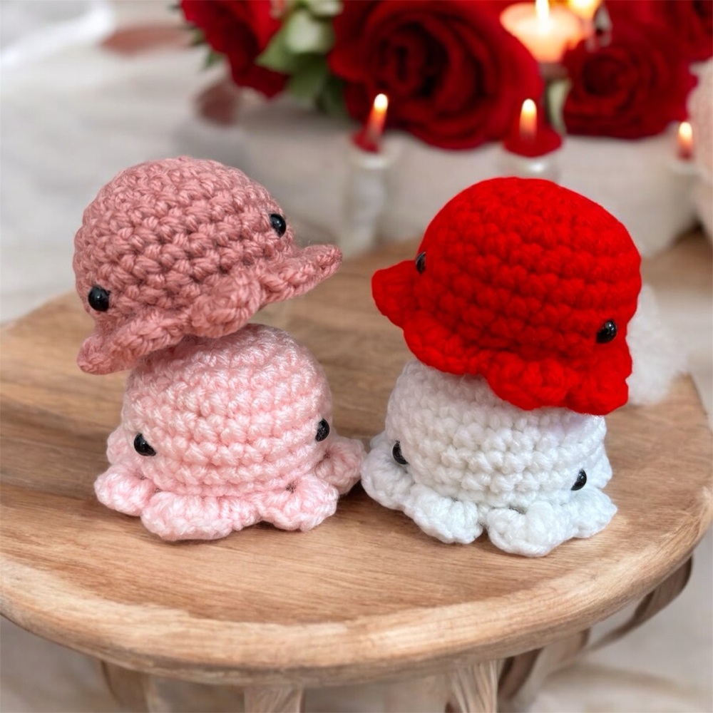 (Bundle of 12!) Valentine’s Day party favors